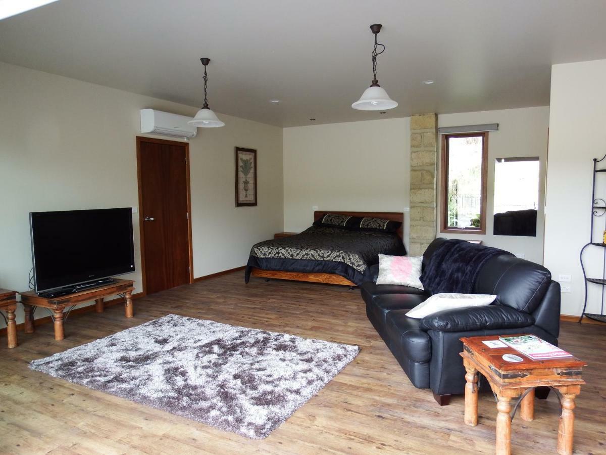 Mahana Farm Cottage מראה חיצוני תמונה